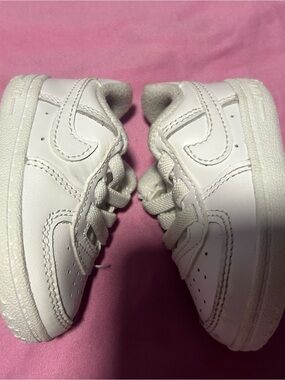 Kids White Athletic Sneakers - Air Force 1s soft bottom